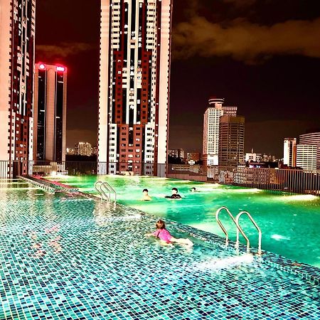 Chambers Couple Studio Klcc กัวลาลัมเปอร์ ภายนอก รูปภาพ