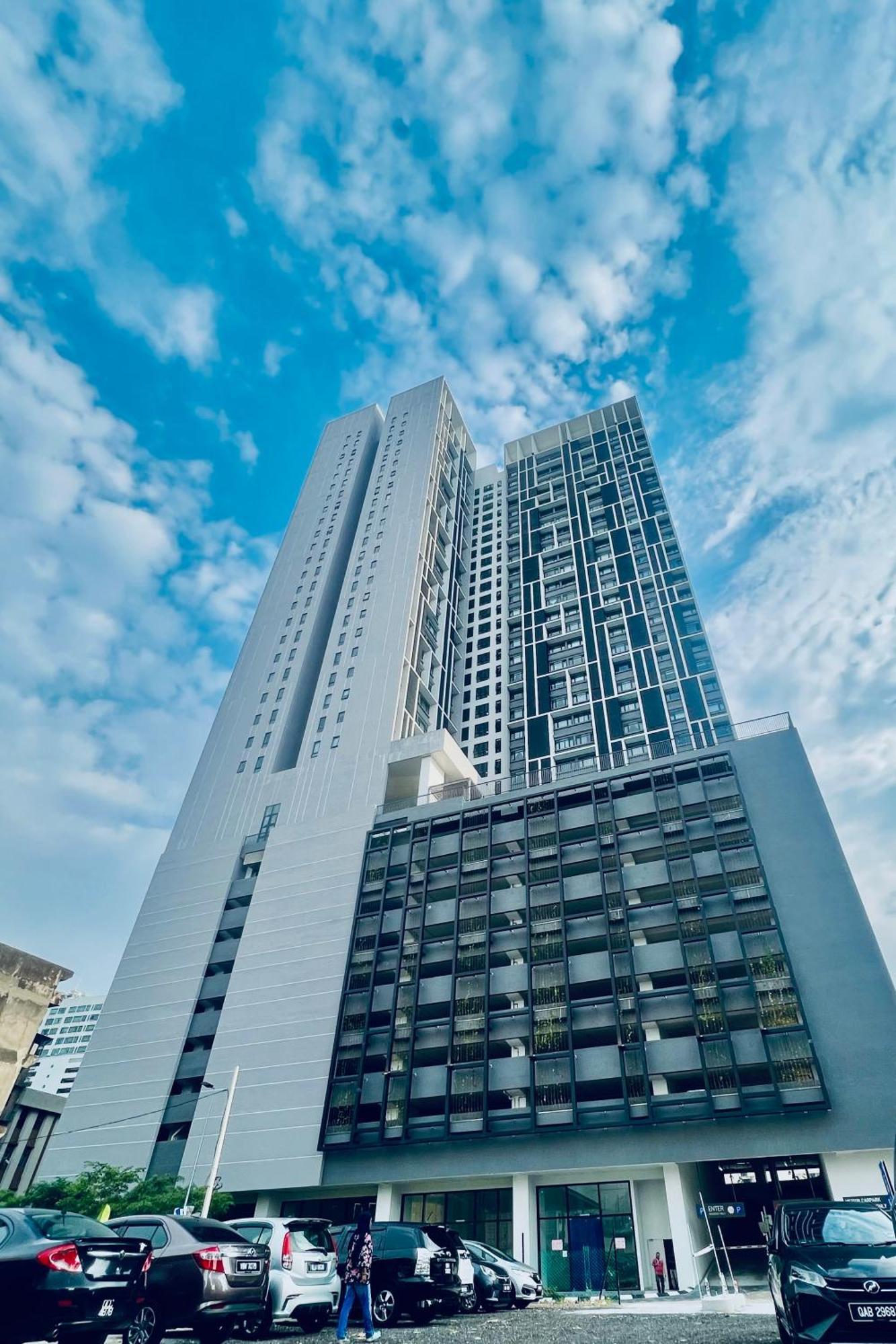 Chambers Couple Studio Klcc กัวลาลัมเปอร์ ภายนอก รูปภาพ